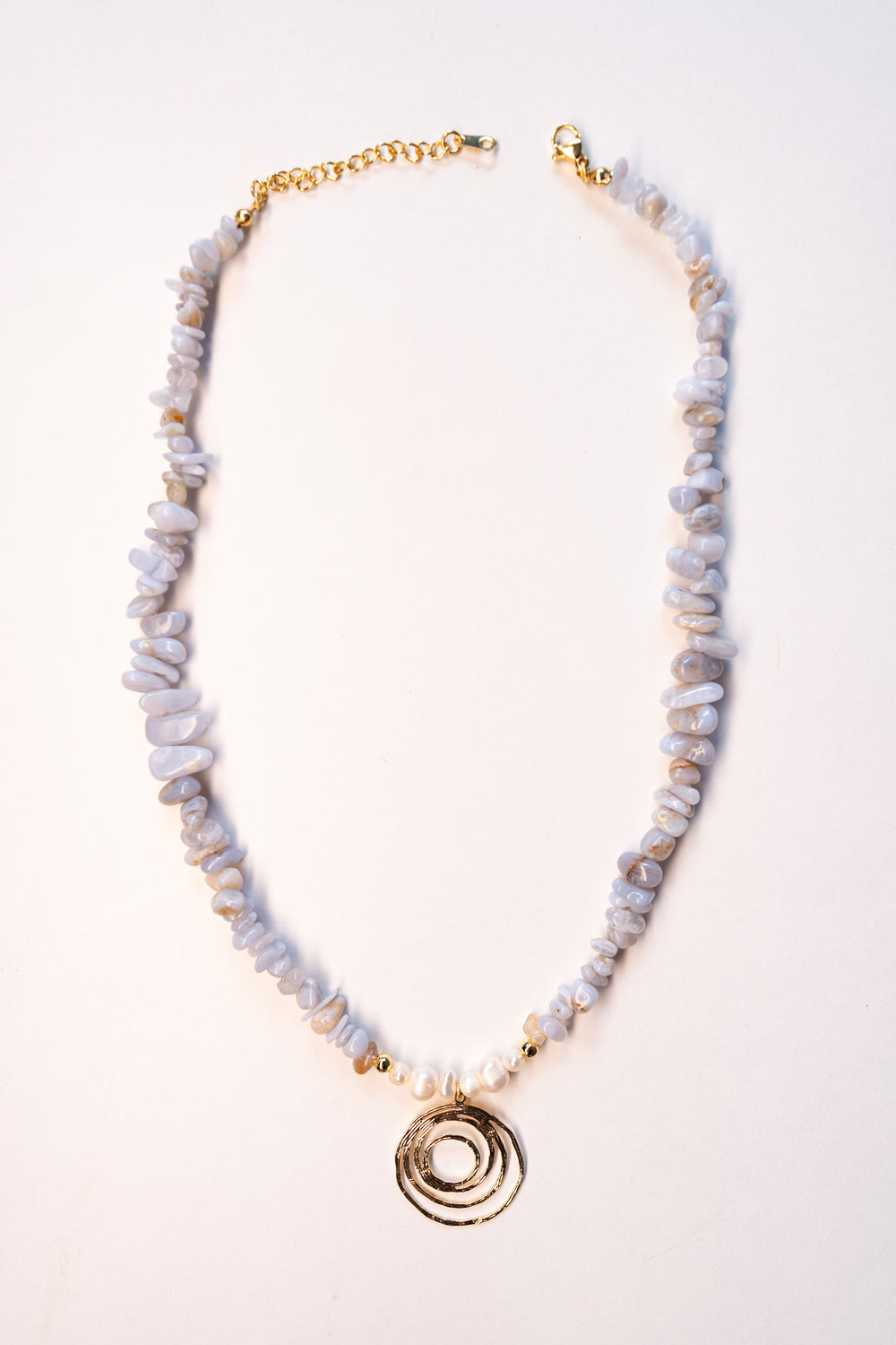 Collier Aura – Élégance & Énergie Naturelle
