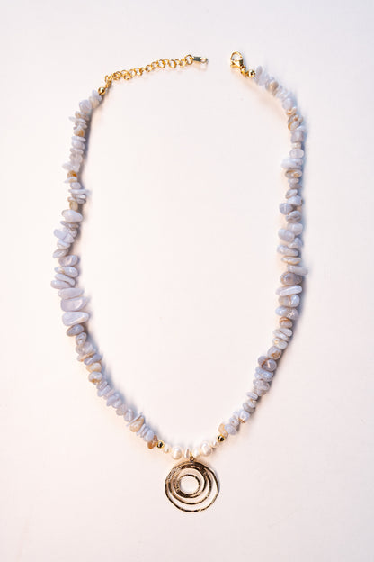 Collier Aura – Élégance & Énergie Naturelle