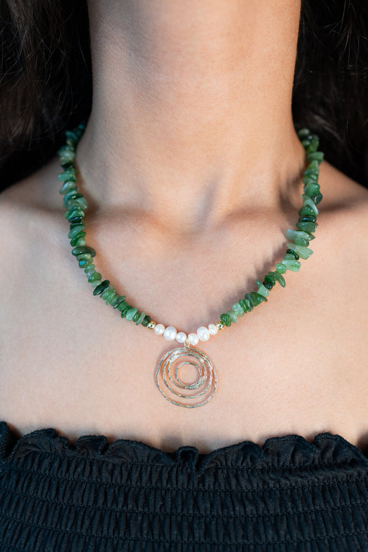 Collier Aura – Élégance & Énergie Naturelle